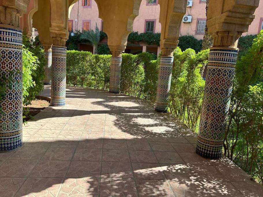 Joli Appartement T2 Residence Avec Piscines Marrakesh Exterior photo